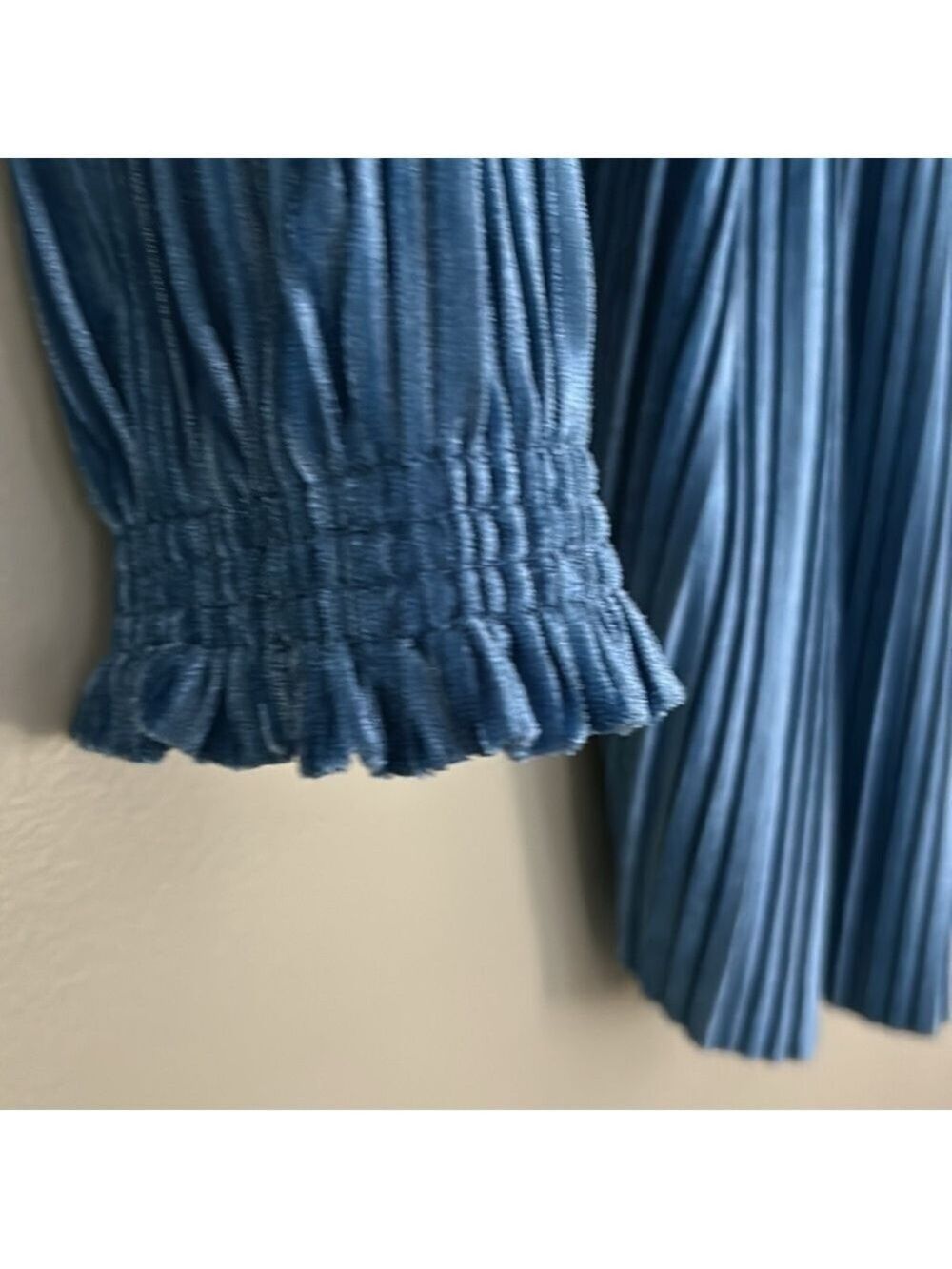 NWT Banana Republic Off The Shoulder Velvet Pleated Too - Picture 5 of 12